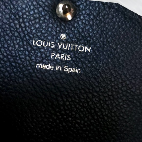 Authentic Louis Vuitton Sarah wallet - Picture 5 of 12